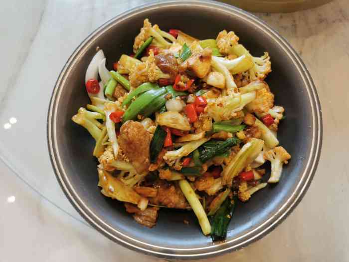 王品上宴鱼头泡饼(保百店)-"被母亲大人带来吃排名第一的鱼头泡饼～两