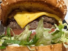 -The Habit Burger Grill 哈比特汉堡(复兴soho店)