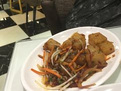 -新大咀港式茶餐厅(宝山万达店)