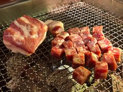-肉甲韩国木炭烤肉(新壹街1店)