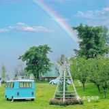 美滋滋 我们订的是星空泡泡屋，透明的圆形小屋