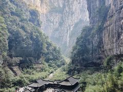-龙水峡地缝景区