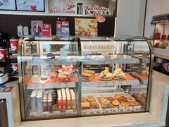 面包甜点陈列柜-Tims天好咖啡(河西万象城店)