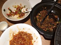 -聚鑫朋酸菜肥肠(文艺路口店)