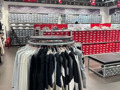 -New Balance(王府井奥莱·香江小镇店)