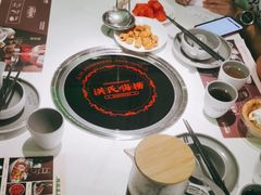-洪氏嗨捞·广东猪肚鸡·椰子鸡火锅(西咸万象城店)