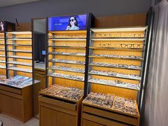 -优医视平价眼镜蔡司依视路折扣工厂店(德胜门店)