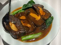 鲍汁松露焖黑豆腐-新雅(丰盛里店)