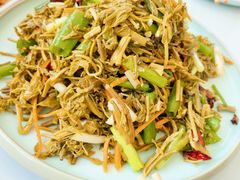 -何适山庄 ·可团建(水长城P2停车场店)