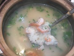 -粤盛海鲜平价店(洛溪食街店)