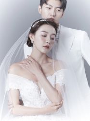 -第一夫人婚纱摄影(南京店)