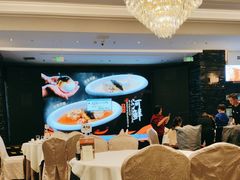 -万龙洲海鲜(大兴绿地缤纷城店)