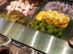 冰淇淋-富力希尔顿酒店·地阔自助餐厅
