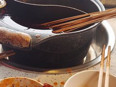 -钢管厂五区小郡肝串串香(蜀都万达店)