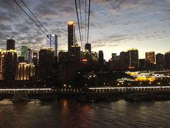 -屋顶顶城市·江景酒店-客房部