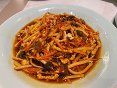 鱼香肉丝-荷花亭·湖北融合菜(中商广场店)
