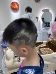 -Mengbaby·萌宝贝儿童理发(保利广场店)