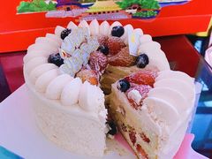 草莓遇见桃子-逸绮瑶澜Miss Mousse Cake蛋糕(三里屯SOHO店)