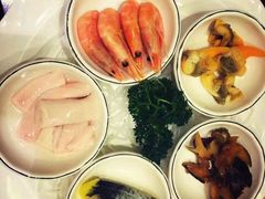 -青瓦餐厅·生鱼片·韩园烤肉(西塔店)