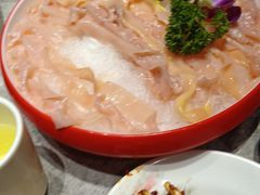 -忘情水鱼头·鲜鱼火锅(滨江中路店)
