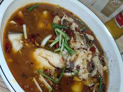 -江城燕子大排档(江汉路步行街店)