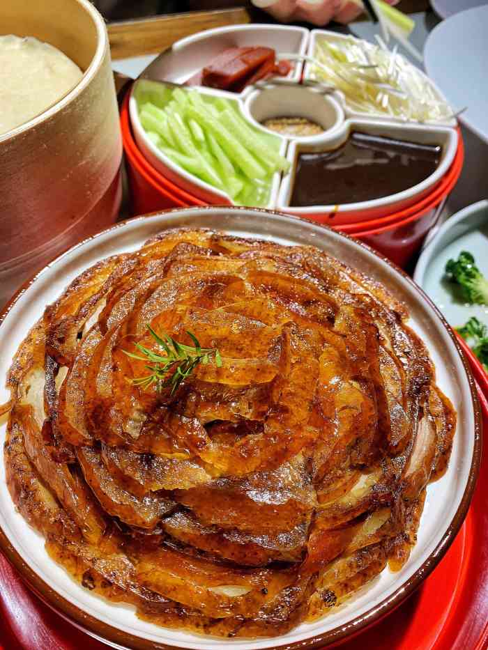 北京老胡同烤鸭(曲江店)-"这家店是家老店但是味道确实是一次不如一次
