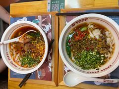 -呷佬·长沙手工米粉(金沙江路店)