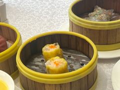 蟹籽烧麦包-香格里拉香宫·海鲜青岛菜·鲁菜·淮扬菜