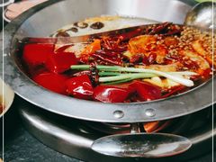-四小区火锅·巷子里的重庆火锅(花照壁店)