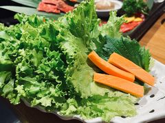 -炼火烤肉店