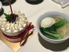 -花花卷卷·鲜食蛋糕(静安久光百货店)