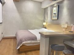 -闲隅江景艺术酒店(解放碑洪崖洞总店)