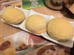酥皮焗叉烧包-添好运点心专门店(中环IFC店)