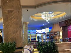 -深圳君逸国际酒店(龙岗横岗塘坑地铁站店)