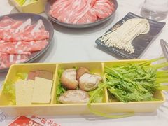 -呷哺呷哺 黄金牧场 (中发百旺店)