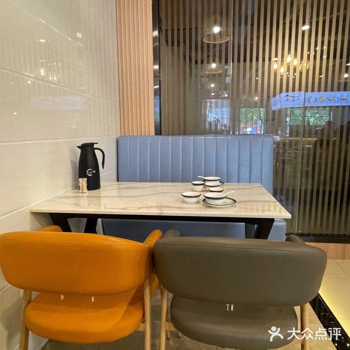 鹅掂·大岭山烧鹅大堂图片