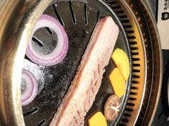 23厘米蜂窝五花肉-嘿嘟嘟·肋条烧肉放题(爱融荟城店)