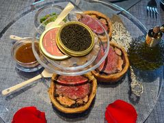 惠灵顿牛排-弦月窗LUNETTE BY AMANDA(复兴路店)