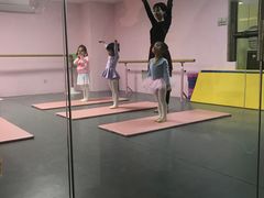 -舞研舞蹈培训(魏公村校区)