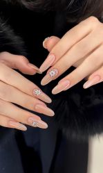 -RL Nail·瑞丽美甲美睫品牌原创店