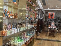 -VENCHI 闻绮(上海佛罗伦萨小镇店)