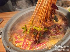 -郑记·古法黑砂锅串串(龙泉店)