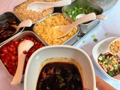 -鲜入围煮花胶鸡海鲜火锅