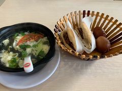 -闫家驴肉老店(华电一校店)