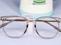 -潘多拉眼镜·蔡司依视路明月(潘家园店)