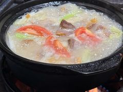 -有一锅·野生菌黑山羊腊排骨火锅(古城北门店)