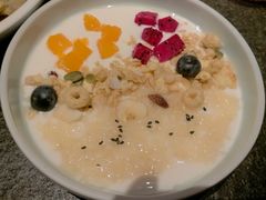 米釀鲜果酸奶-丝路金桃·新疆菜(徐汇店)