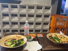 -方铲铲·成都板凳面(滨江银泰店)