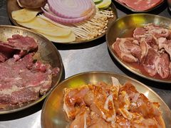 -胡悦里韩式烤肉(芝罘万达广场店)
