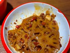 校门口麻辣藕片-老闵田螺馆·南昌特色(总店)